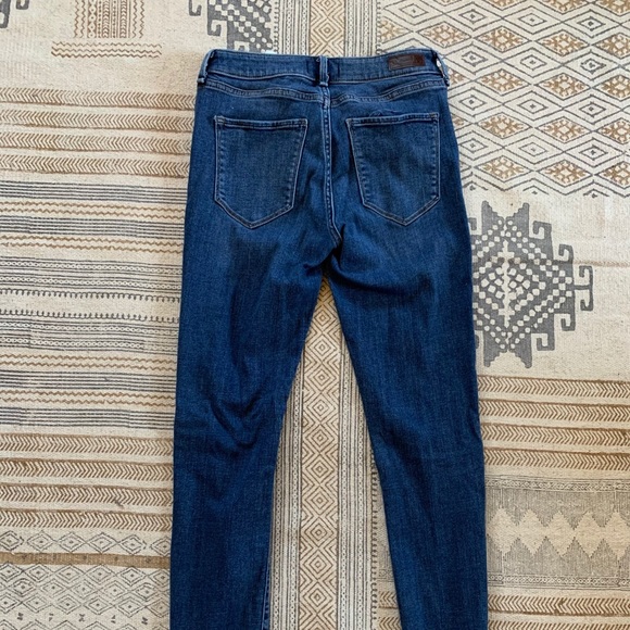 Abercrombie and Fitch low rise ankle jeans - Picture 2 of 4